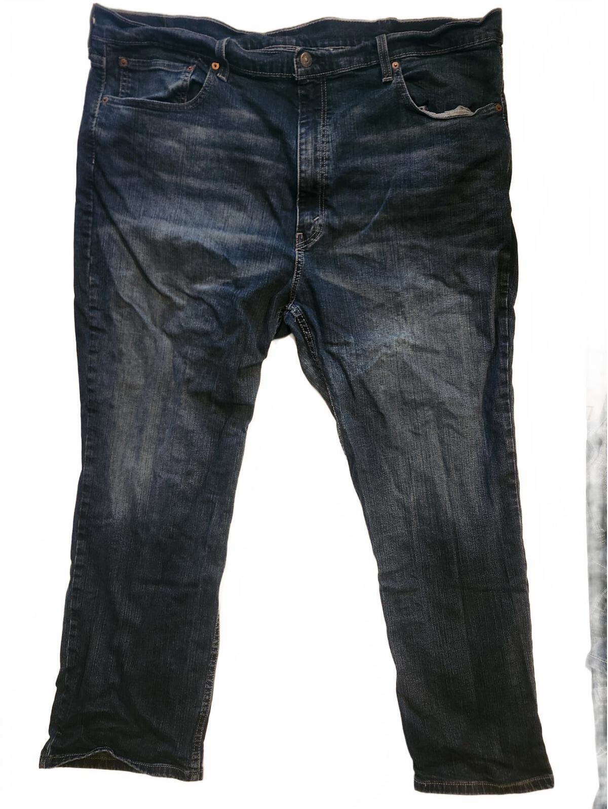 Levis Dark Wash 559 Men's Jeans. Mens Size 44x30(Actual 44x28) Great Condition